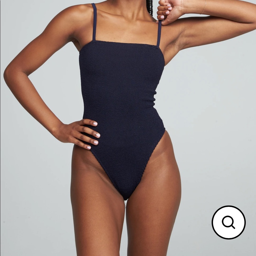 YOUSWIM poise one-piece in black